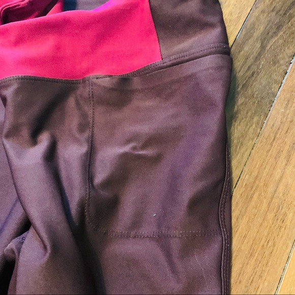 ⭐️ JOYLAB Maroon & Pink Stripe Leggings - Picture 6 of 7